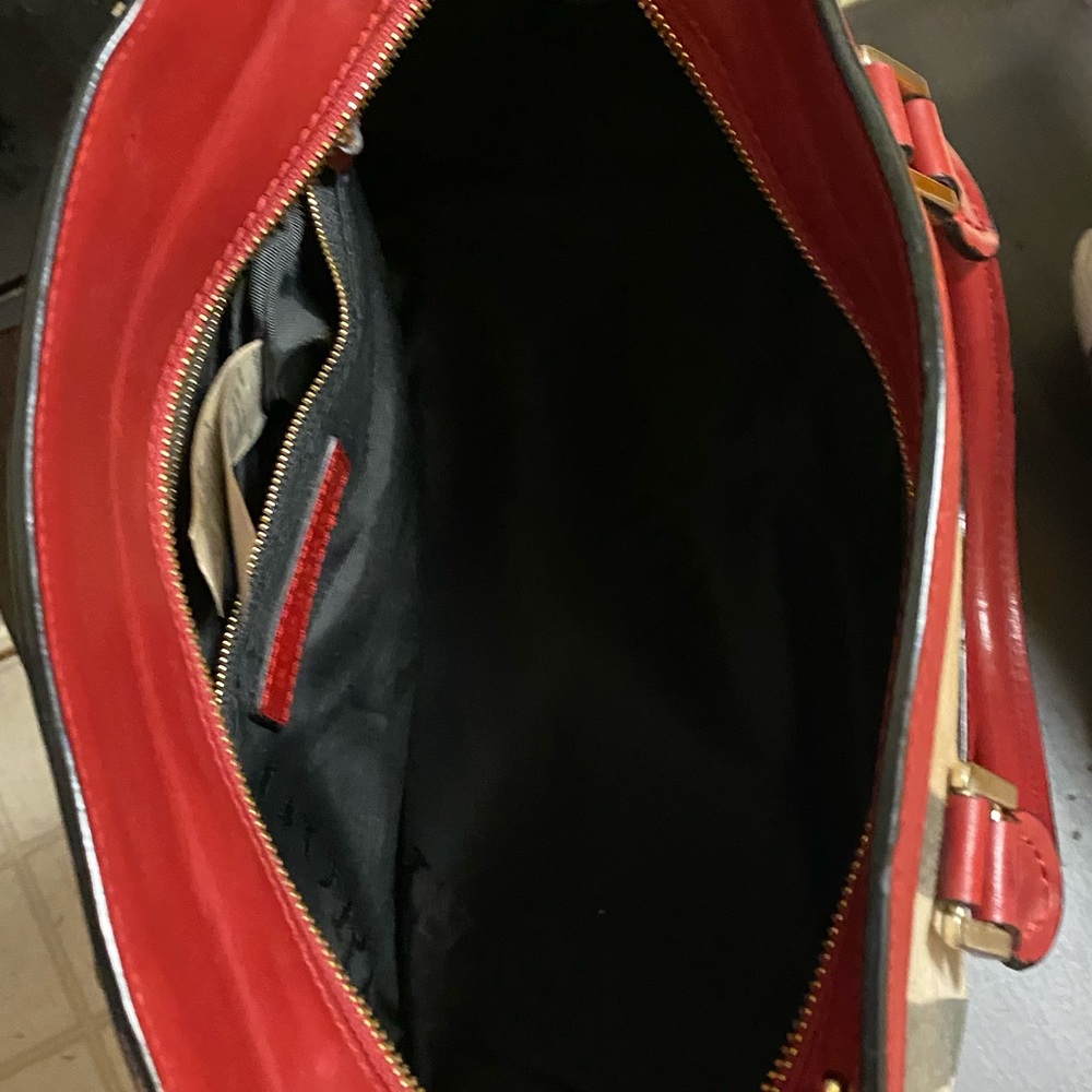 Pre Owned Authentic Burberry speedy Bag - Picture 11 of 15